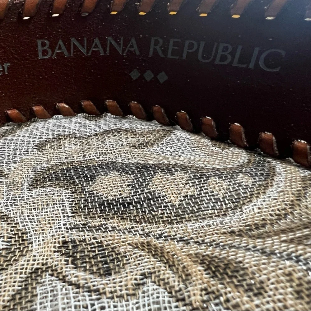 Banana Republic Tan Leather Belt with Gold Buckle